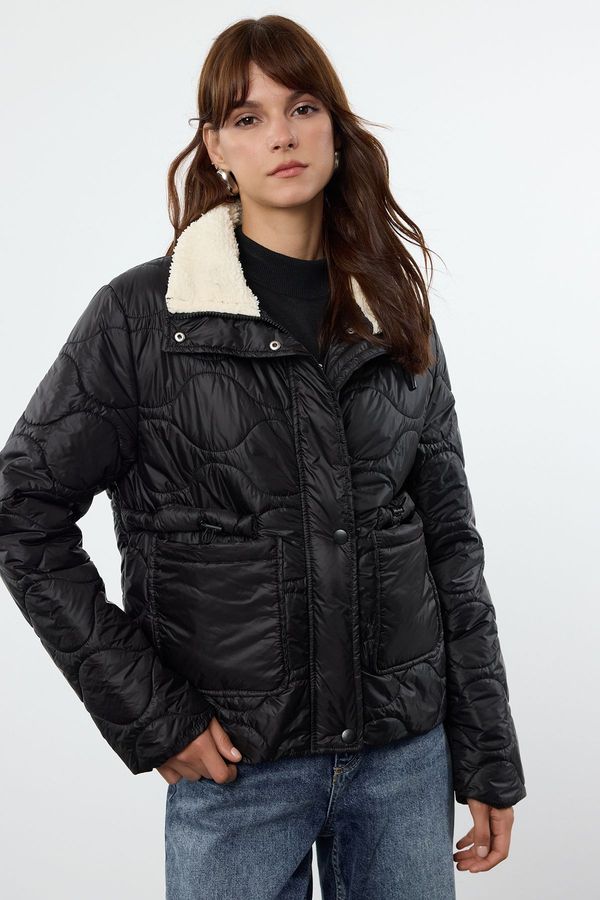 Trendyol Trendyol Black Regular Fit Waist Gather Detail Für Collar Quilted Puffer Coat