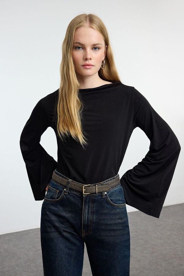 Trendyol Trendyol Black Relaxed/Comfortable Fit Spanish Sleeve Stretchy Knitted Blouse