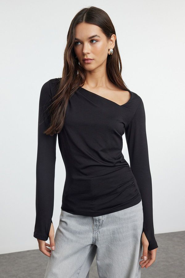 Trendyol Trendyol Black Soft Touch/Soft Fabric Fitted Asymmetrical Collar Stretchy Knitted Blouse