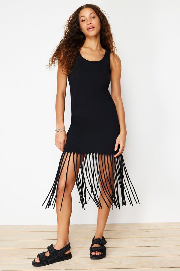 Trendyol Trendyol Black Tasseled Pool Neck Knitted Midi Dress