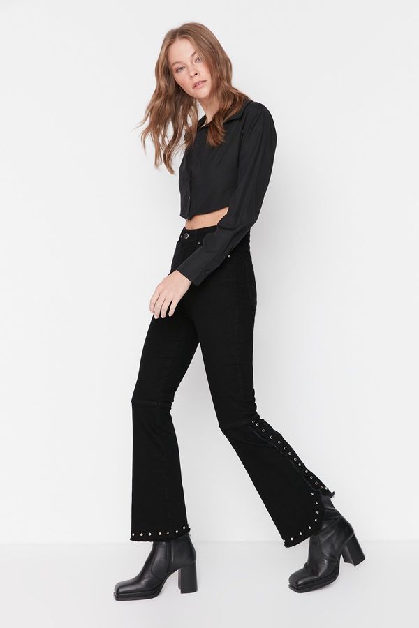 Trendyol Trendyol Black Trock Detajl Visok pas Crop Flare Jeans