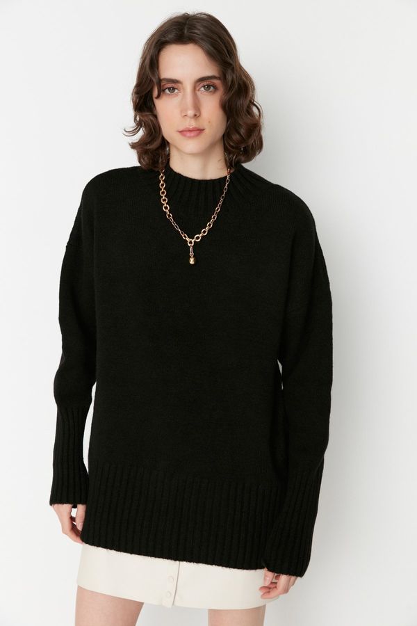 Trendyol Trendyol Black Wide Fit mehak teksturiran osnovni pulover za pletenine