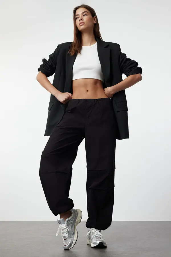 Trendyol Trendyol Black zamašene hlače s padalom normalnega pasu