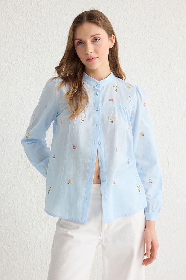 Trendyol Trendyol Blue Floral Embroidered Woven Shirt