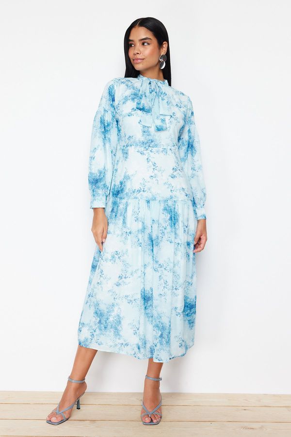 Trendyol Trendyol Blue Lined Floral Pattern Belted Woven Dress