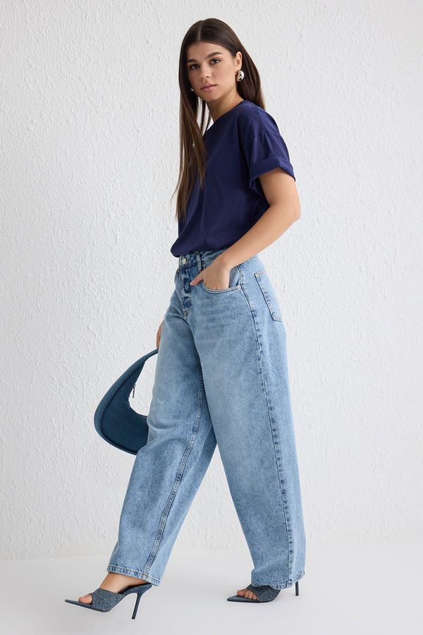 Trendyol Trendyol Blue More Sustainable Normal Waist Skater Jeans