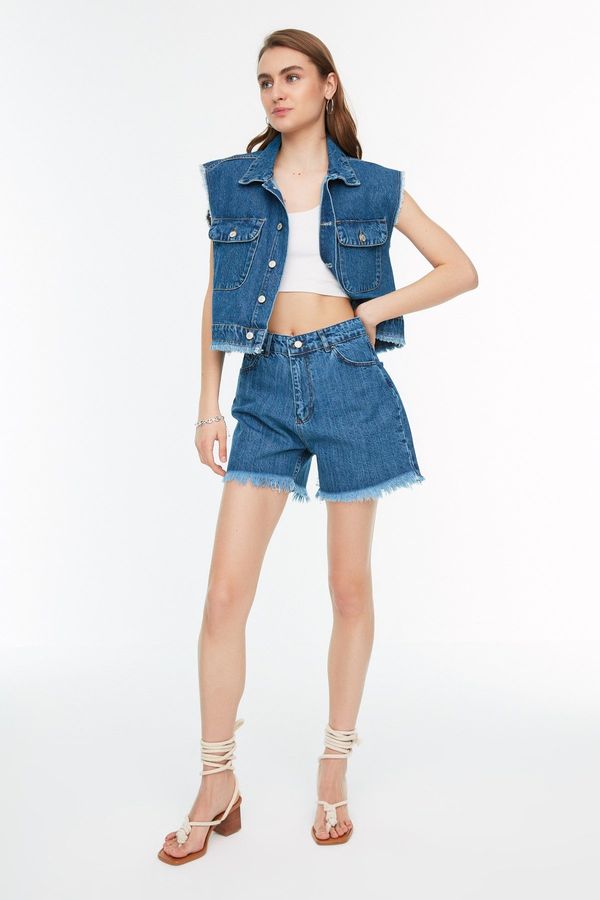 Trendyol Trendyol Blue Tasseled Denim Shorts