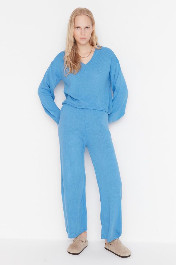 Trendyol Trendyol Blue V-Neck Sweater Top-Upper Suit