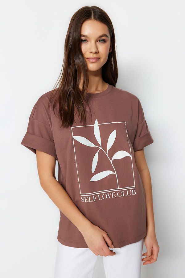 Trendyol Trendyol Brown 100% Cotton Printed Relaxed/Wide, Comfortable Fit Crewneck Knitted T-Shirt