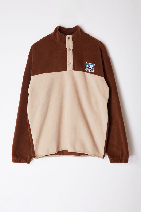 Trendyol Trendyol Brown Oversize/Wide Cut Color Blocked Labeled Fleece Sweatshirt