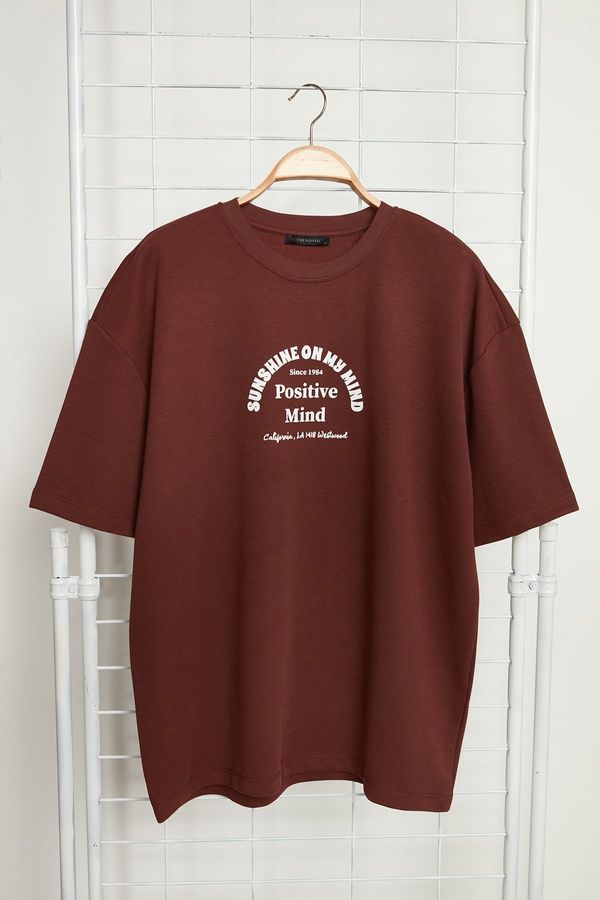 Trendyol Trendyol Brown Oversize/Wide Cut Text Printed T-Shirt