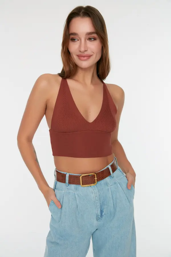 Trendyol Trendyol Brown Super Crop Back Detailed Knitted Thin Blouse
