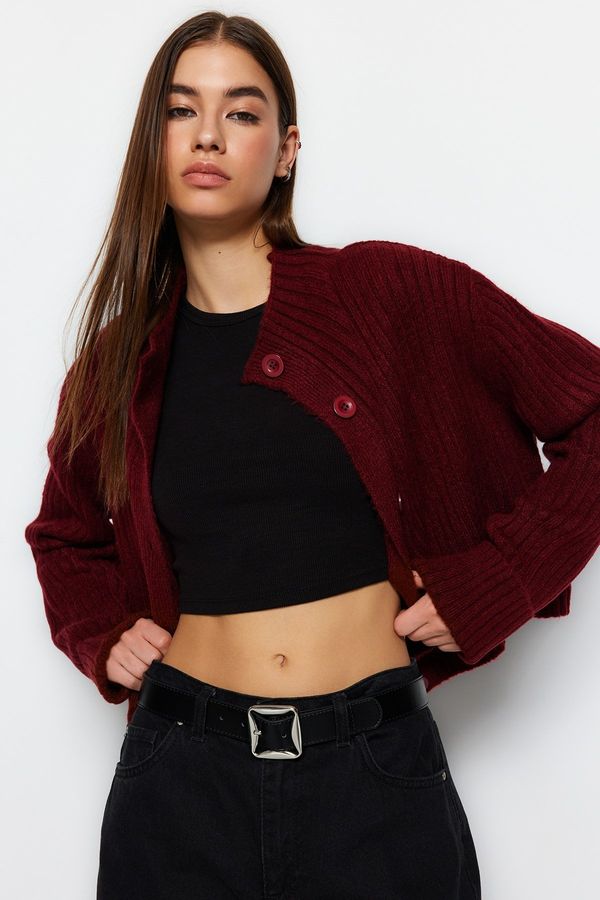 Trendyol Trendyol Burgundy Crop Soft Textured High Neck Knitwear Cardigan