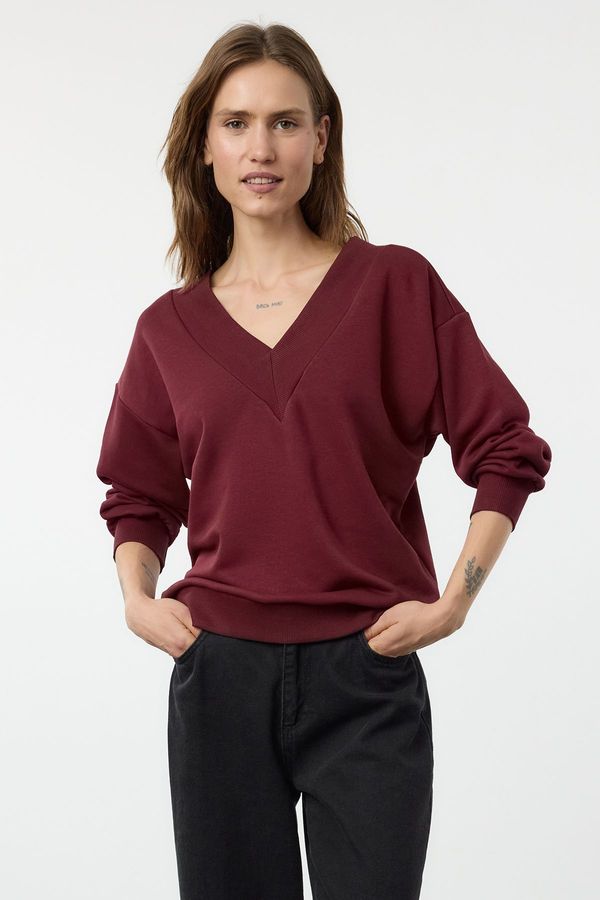 Trendyol Trendyol Burgundy Oversize/Wide Fit Thick V-neck Knitted Sweatshirt