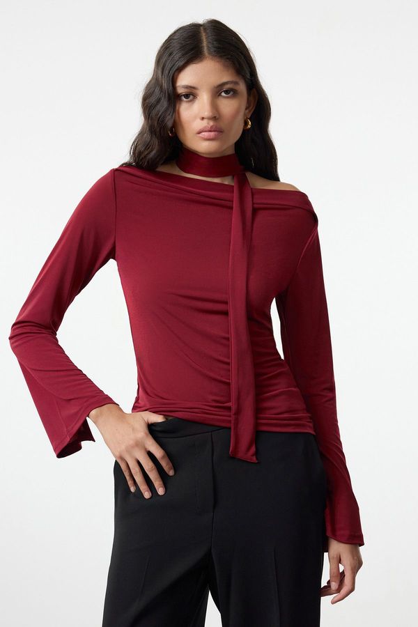 Trendyol Trendyol Burgundy Shawl Detailed Fitted/Fits on the Body Flexible Knitted Blouse