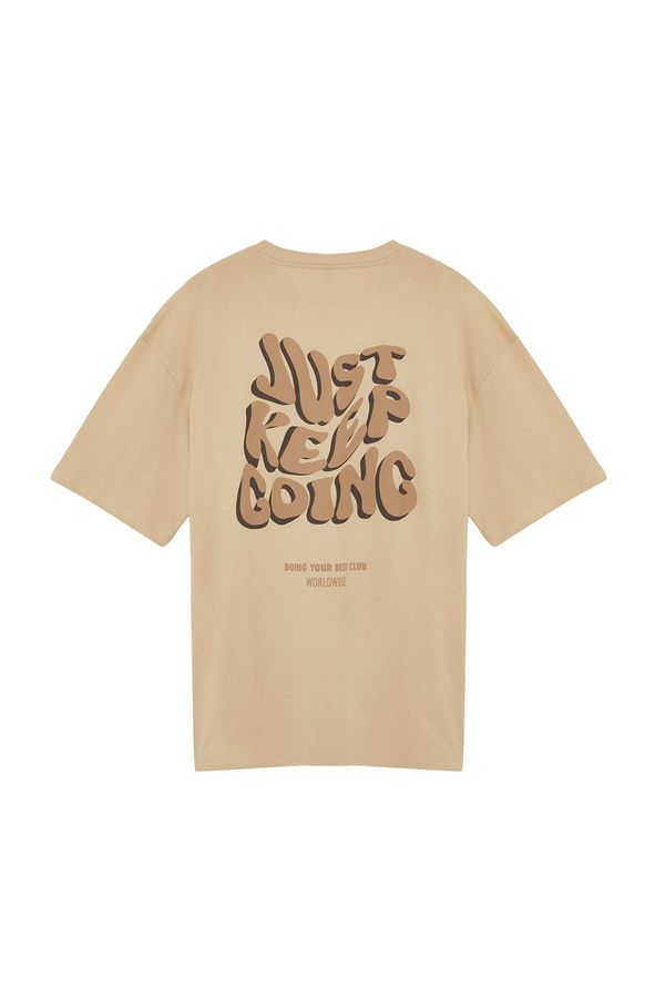 Trendyol Trendyol Camel Oversize/Wide Cut More Sustainable 100% Organic Cotton T-shirt with Back Text Printed