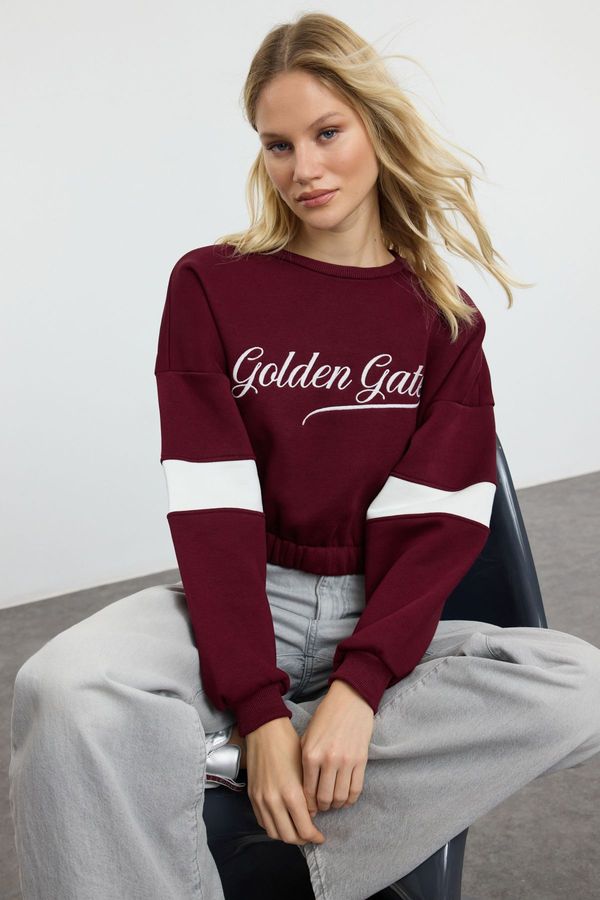 Trendyol Trendyol Claret Red Thick Polar Fleece Relaxed/Comfortable Cut Slogan Embroidered Knitted Sweatshirt