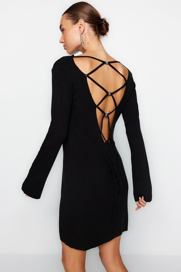Trendyol Trendyol črna mini pleteninska obleka