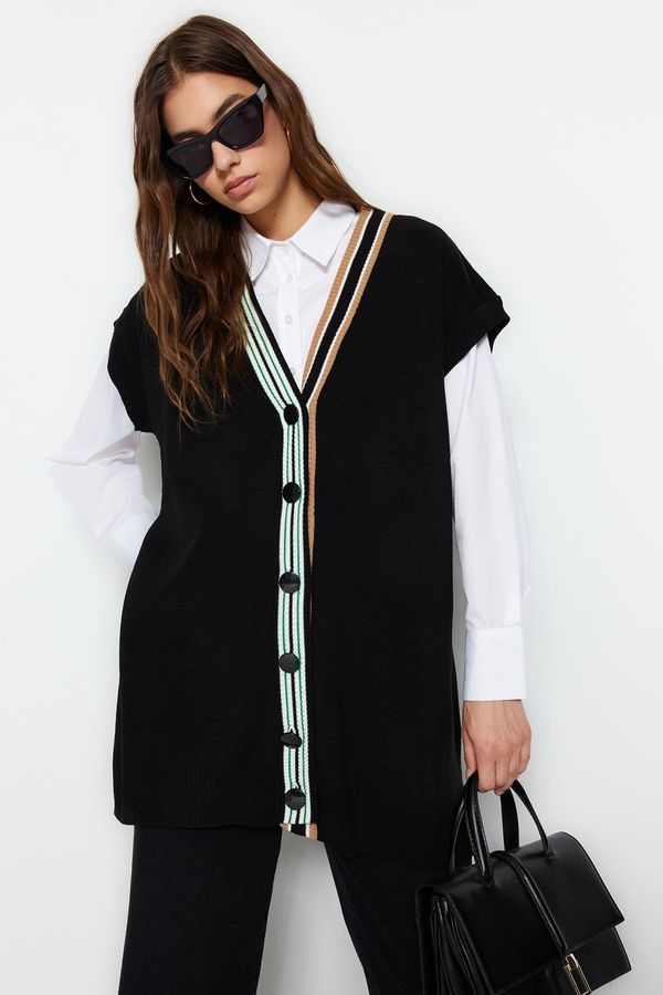 Trendyol Trendyol črni ovratnik Tricot pulover s črto podrobno