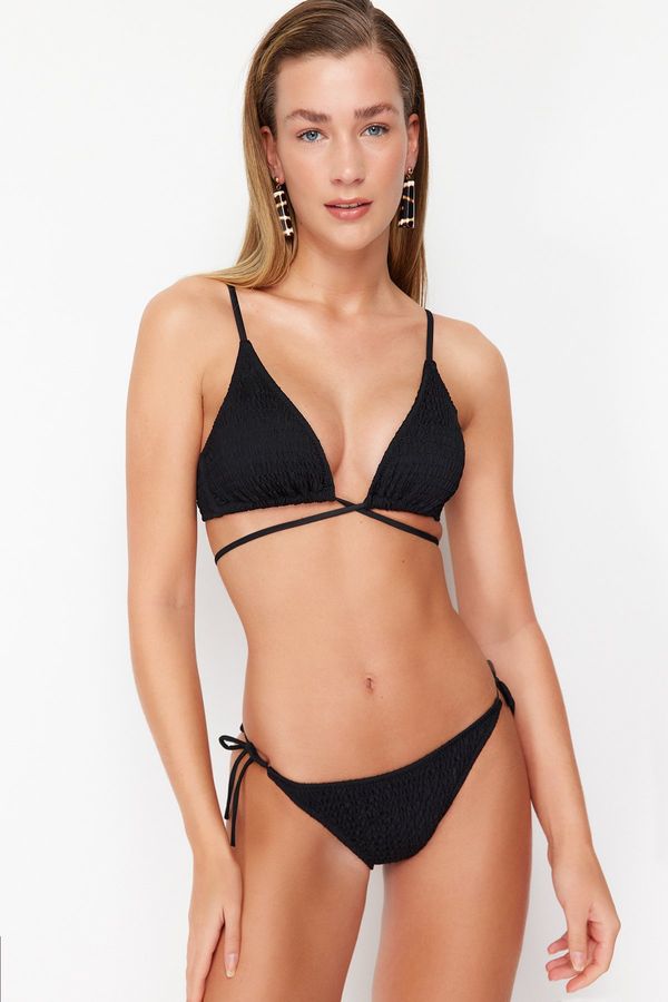 Trendyol Trendyol črni trikotnik Gippie Bikini Vrh