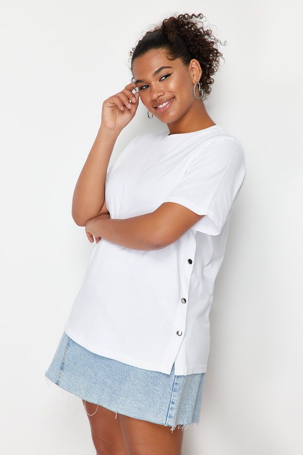 Trendyol Trendyol Curve 100% Cotton Knitted T-shirt with White Button Detail