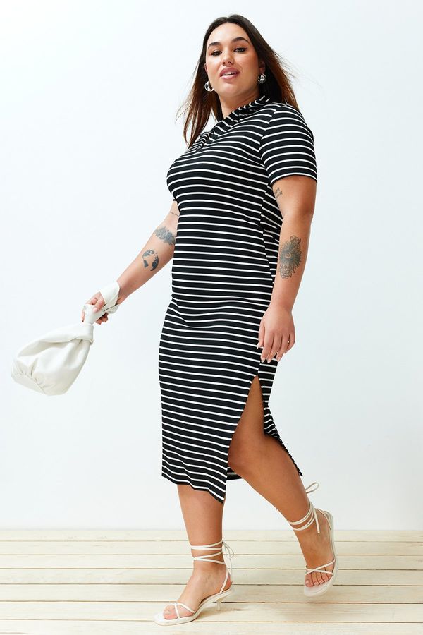 Trendyol Trendyol Curve Black and White Striped Polo Neck Knitted Dress