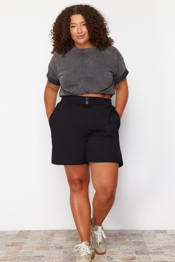 Trendyol Trendyol Curve Black Button Detailed Knitted Shorts & Bermuda