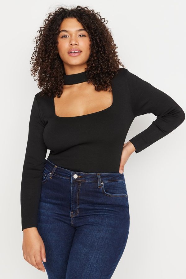 Trendyol Trendyol Curve Black Collar Detailed Knitted Blouse