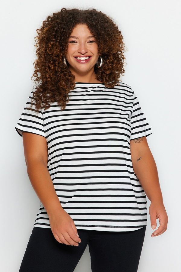 Trendyol Trendyol Curve Black-White Striped Boat Neck Knitted T-shirt