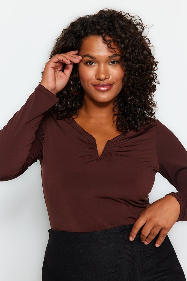 Trendyol Trendyol Curve Brown V-Neck Knitted Blouse