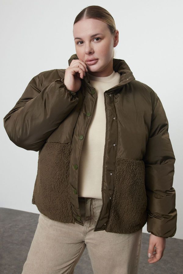 Trendyol Trendyol Curve Khaki Regular Fit Fabric Block Plush Detailed Coat