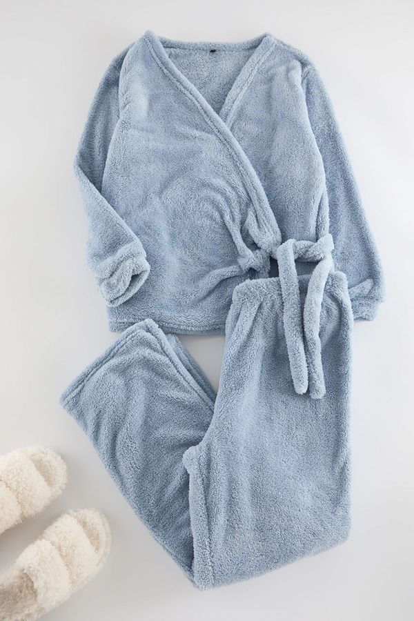 Trendyol Trendyol Curve Light Blue Double Breasted Wellsoft/Plush Knitted Pajama Set