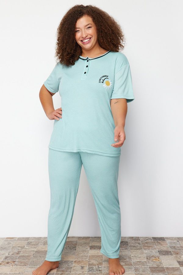 Trendyol Trendyol Curve Mint Button Detailed Camisole Knitted Pajamas Set
