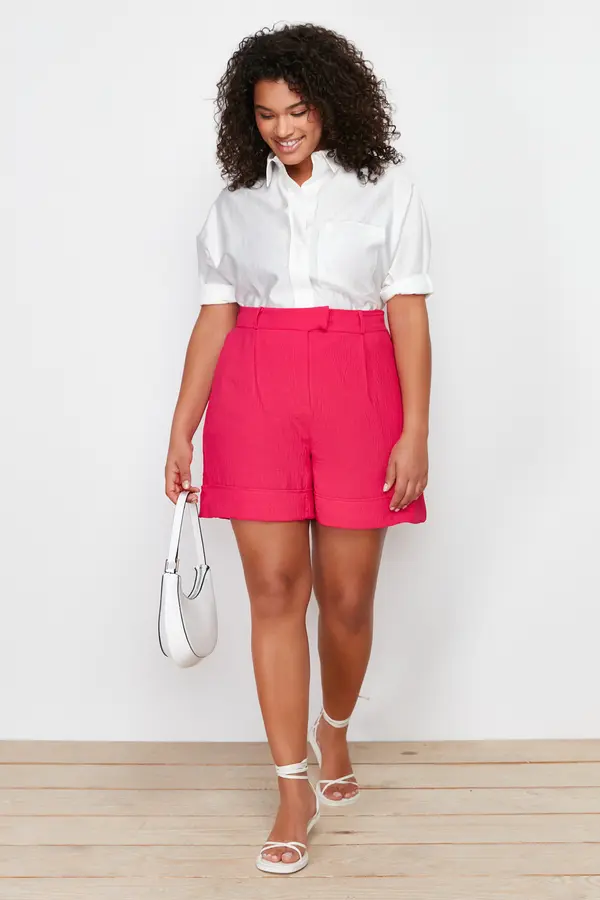 Trendyol Trendyol Curve Pink Pleated Woven Shorts