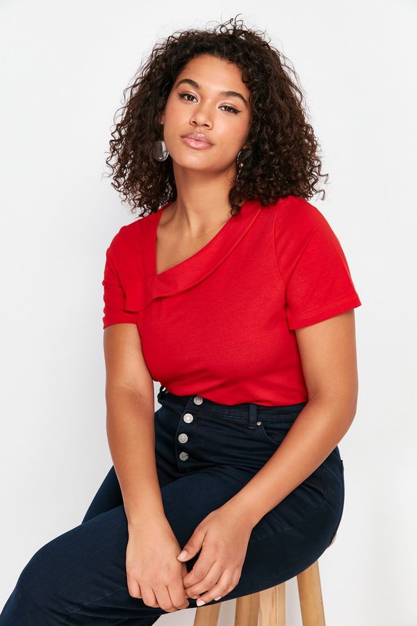 Trendyol Trendyol Curve Red Asymmetric Collar Knitted Blouse