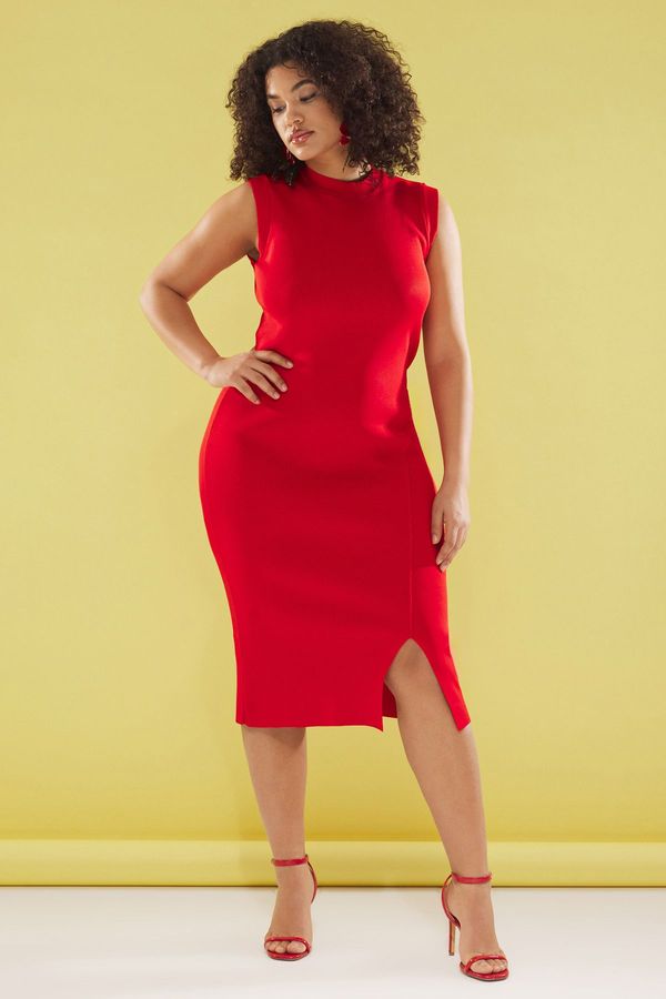 Trendyol Trendyol Curve Red Stitching and Slit Detail Midi Knit Dress