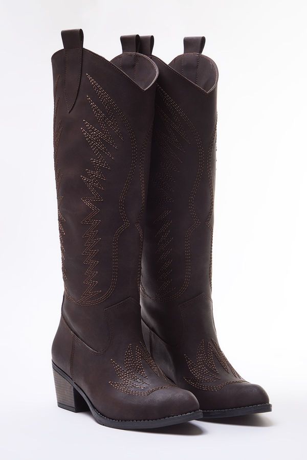 Trendyol Trendyol Dark Brown Embroidered Block Heel Suede Cowboy Boots