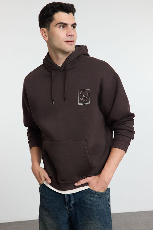 Trendyol Trendyol Dark Brown Oversize/Wide Cut Hooded Fleece Embroidered Sweatshirt