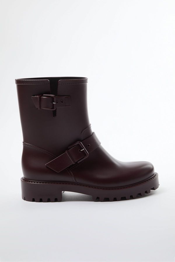 Trendyol Trendyol Dark Burgundy Buckle Short Flat Heeled Women's Rain Boots