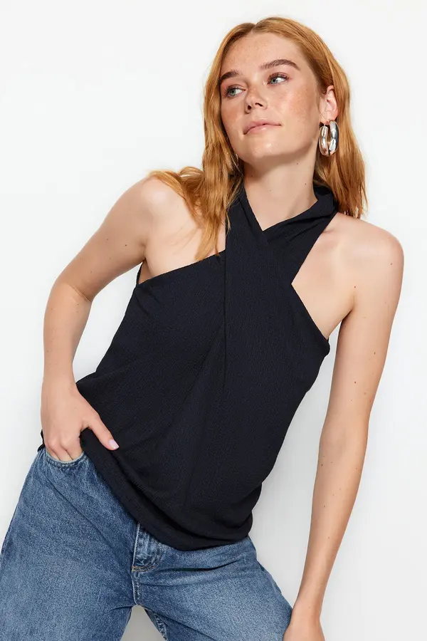 Trendyol Trendyol Dark Navy Collar Detailed Wrapped/Textured Knitted Blouse