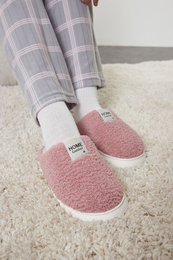 Trendyol Trendyol Dusty Rose Plush Woven Label Detailed Women's Home Slippers