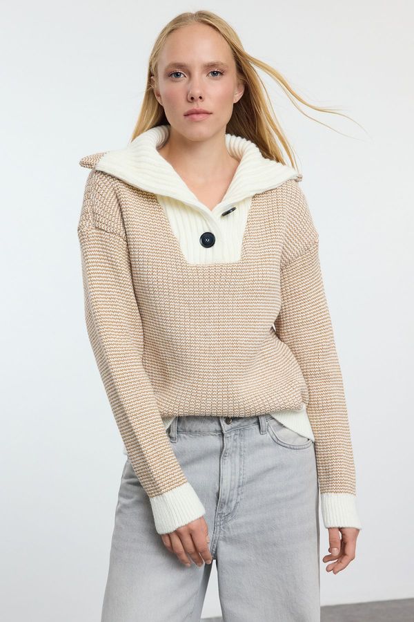 Trendyol Trendyol Ecru Collar Detailed Knitwear Sweater