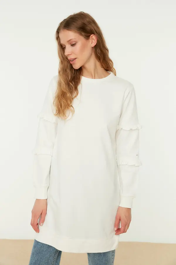 Trendyol Trendyol Ecru Crew Neck Sleeves Ruffled Knitted Tunic