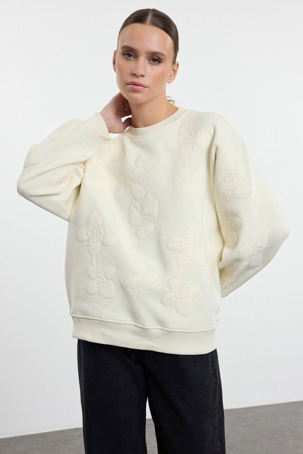 Trendyol Trendyol Ecru Embroidered Regular/Normal Pattern Knitted Sweatshirt