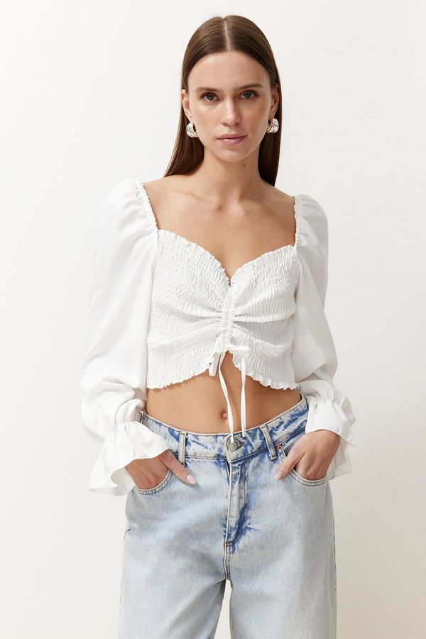 Trendyol Trendyol Ecru Gathered Back Gimped Woven Blouse