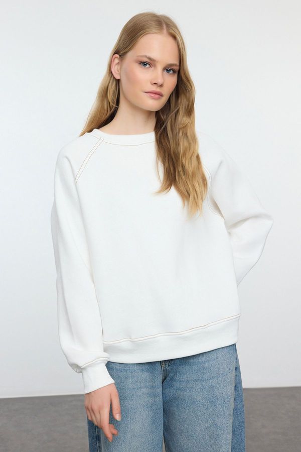 Trendyol Trendyol Ecru Karioca Stitched Relaxed Pattern Basic Raglan Sleeve Crew Neck Knitted Sweatshirt