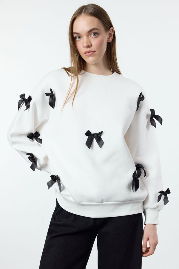 Trendyol Trendyol Ecru Ribbon Detail Oversize/Wide Fit Thick Knitted Sweatshirt