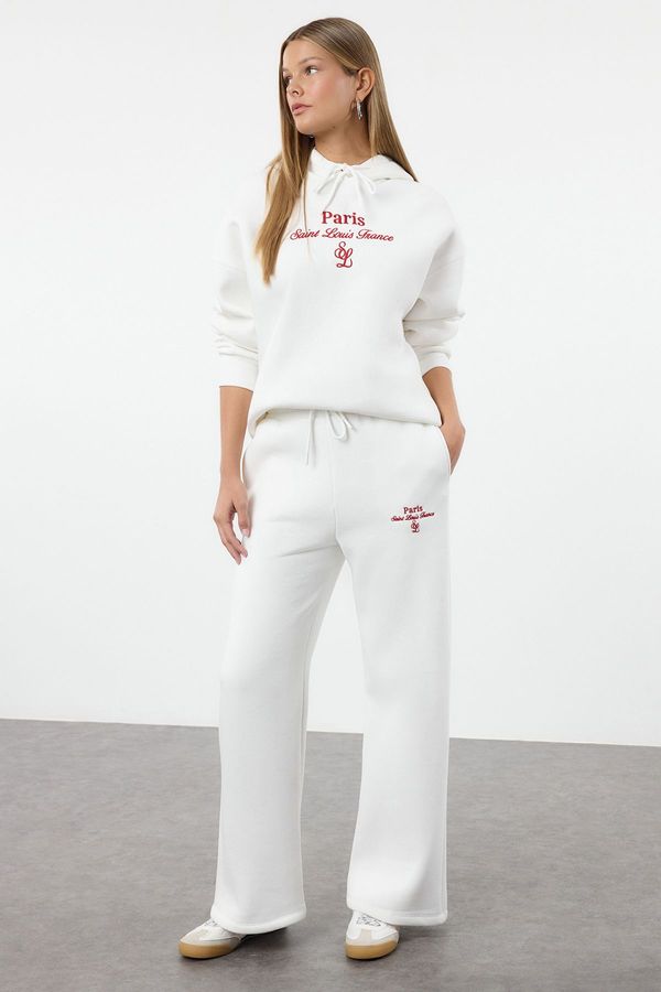 Trendyol Trendyol Ecru Slogan Embroidered Regular/Normal Pattern Thick Polar Fleece Knitted Tracksuit