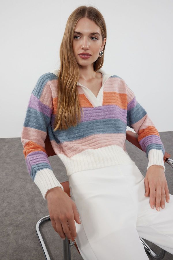 Trendyol Trendyol Ecru Soft Texture Color Block Polo Neck Knitwear Sweater