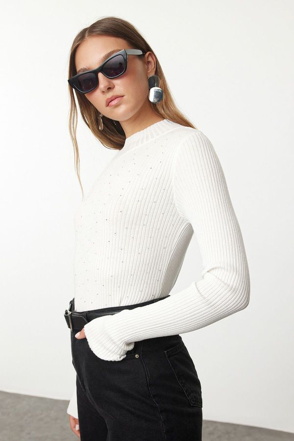 Trendyol Trendyol Ecru Turtleneck Stone Detailed Knitwear Sweater